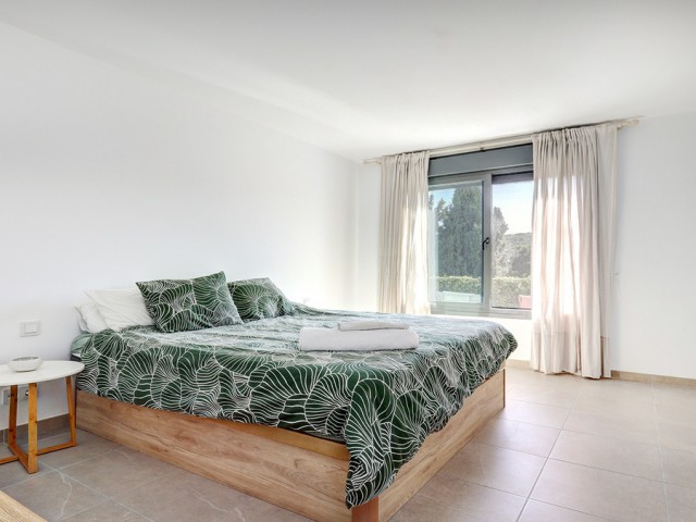 Apartamento con 3 Dormitorios  en Casares