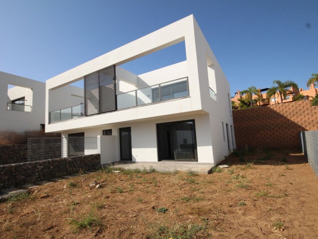 Villa con 3 Dormitorios  en Riviera del Sol