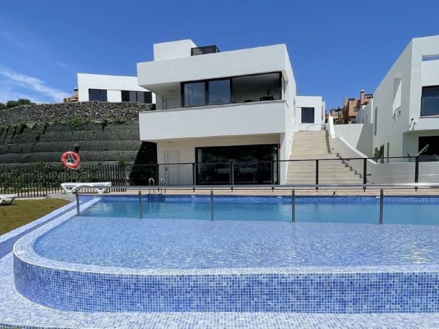 Villa con 3 Dormitorios  en Riviera del Sol