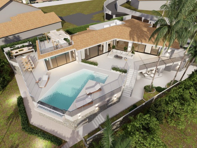 5 Bedrooms Villa in Elviria