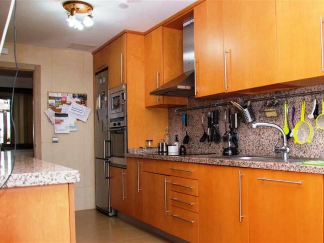2 Bedrooms Apartment in La Duquesa