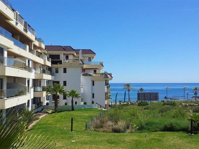 2 Bedrooms Apartment in La Duquesa