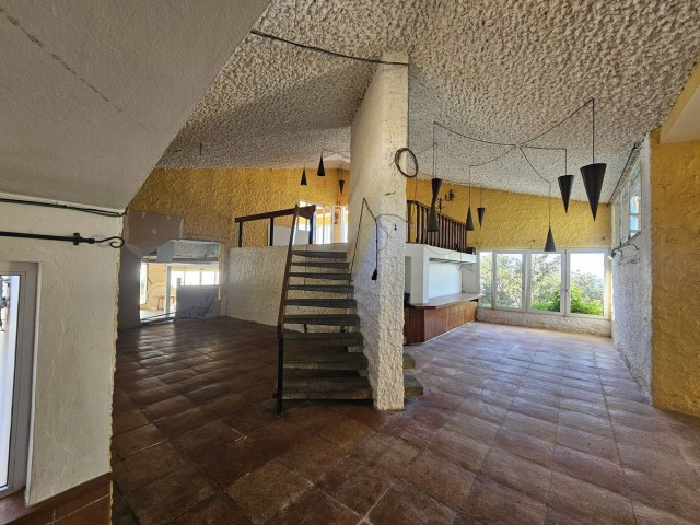 6 Bedrooms Villa in Mijas