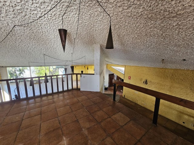 6 Bedrooms Villa in Mijas