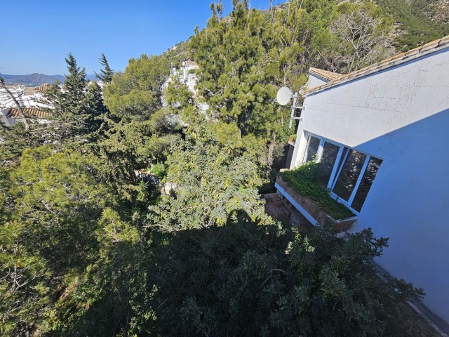 6 Bedrooms Villa in Mijas