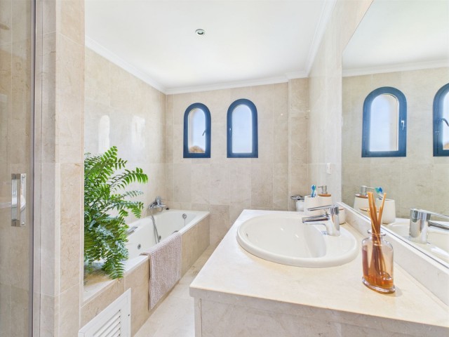 3 Bedrooms Villa in Manilva