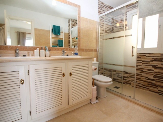 3 Bedrooms Townhouse in Riviera del Sol