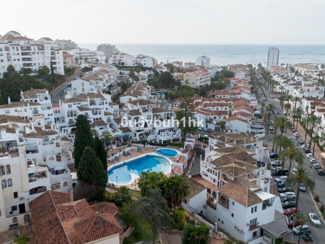 Ático con 2 Dormitorios  en Benalmadena Costa