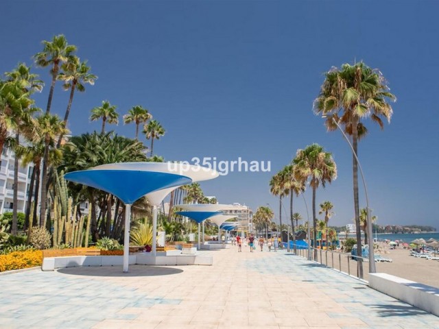 Penthouse in Estepona