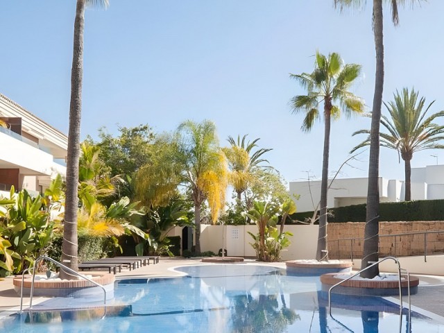 Apartment, Los Monteros, R5034787