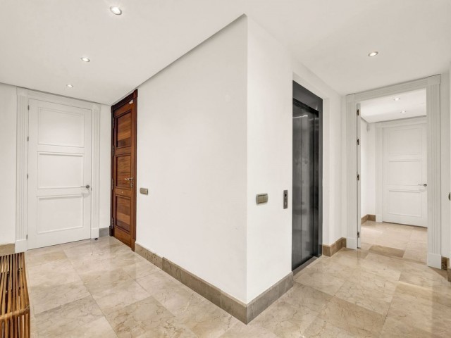 3 Bedrooms Apartment in Los Monteros