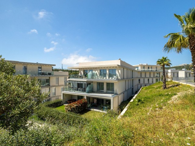 2 Bedrooms Apartment in Estepona