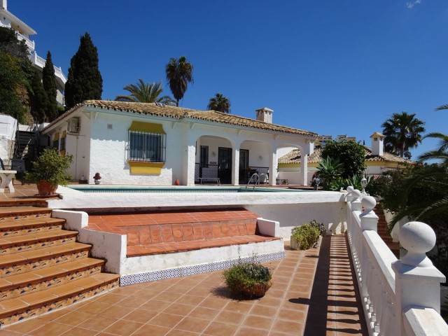 Villa con 3 Dormitorios  en Riviera del Sol