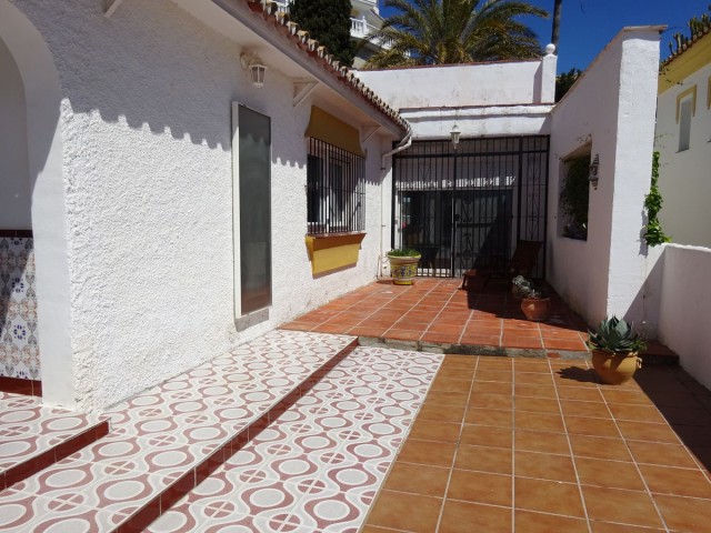 Villa con 3 Dormitorios  en Riviera del Sol