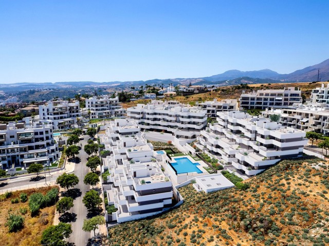 2 Bedrooms Apartment in Estepona