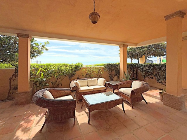 4 Bedrooms Townhouse in Casares Playa