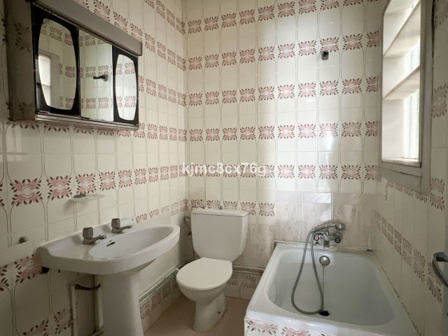 5 Bedrooms Townhouse in Marbella