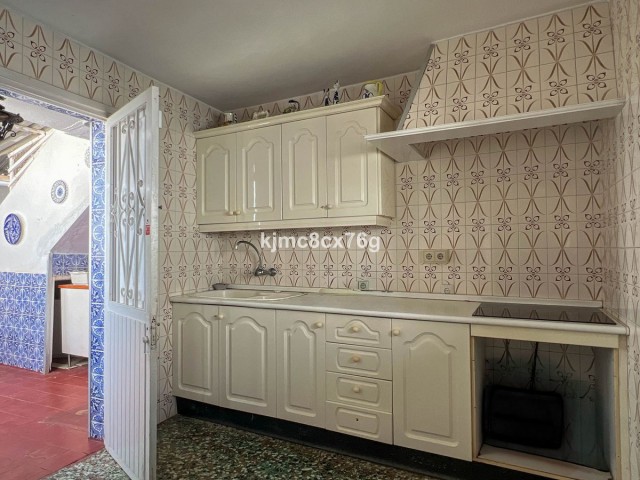 5 Bedrooms Townhouse in Marbella