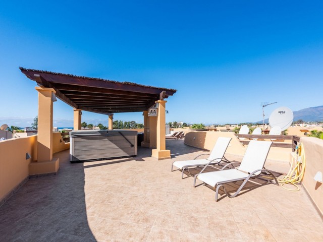 Penthouse avec 3 Chambres  à Costalita