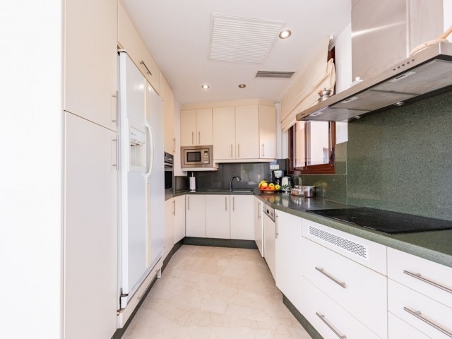 Penthouse avec 3 Chambres  à Costalita
