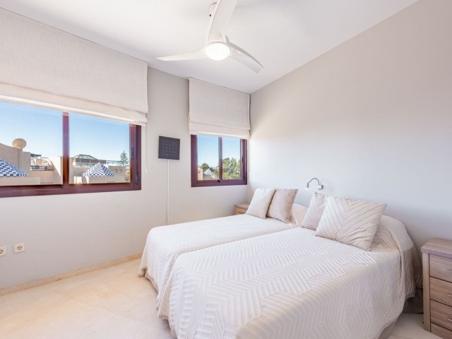 Penthouse avec 3 Chambres  à Costalita