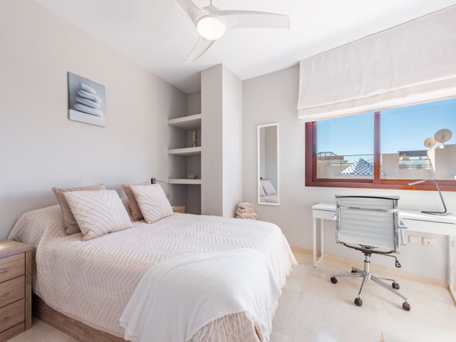 Penthouse avec 3 Chambres  à Costalita