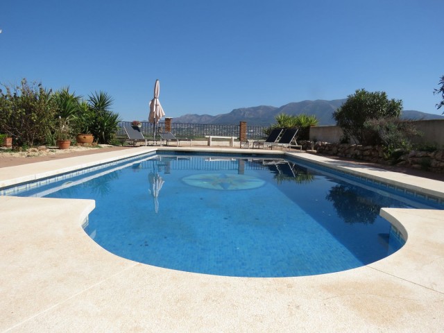 Villa, Alhaurín el Grande, R5037229