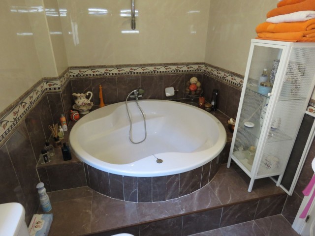 Villa, Alhaurín el Grande, R5037229