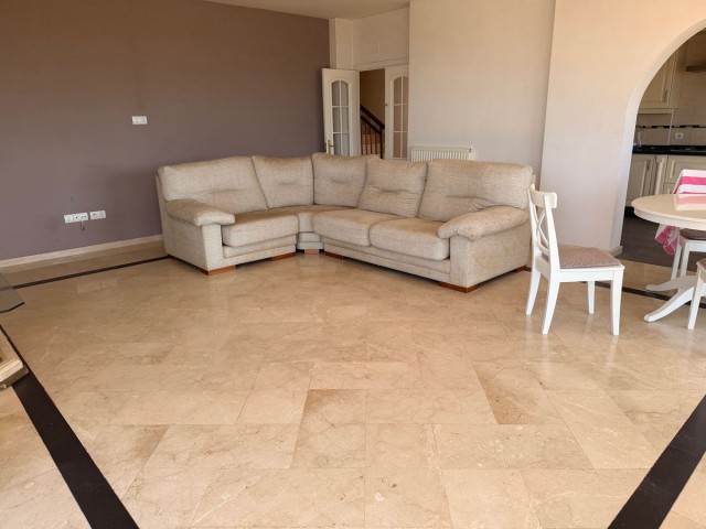 4 Schlafzimmer Villa in Alhaurín el Grande