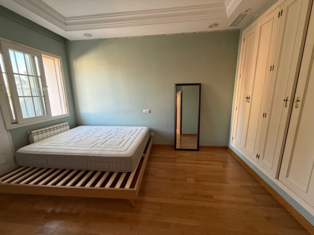 5 Bedrooms Villa in Puerto Banús