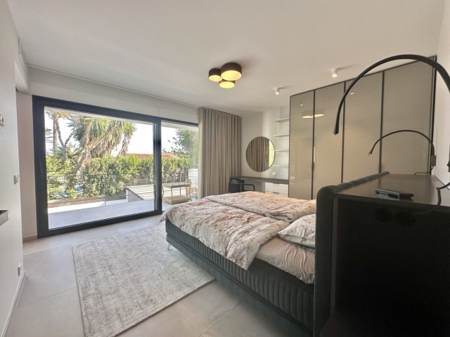 Villa con 4 Dormitorios  en Puerto Banús