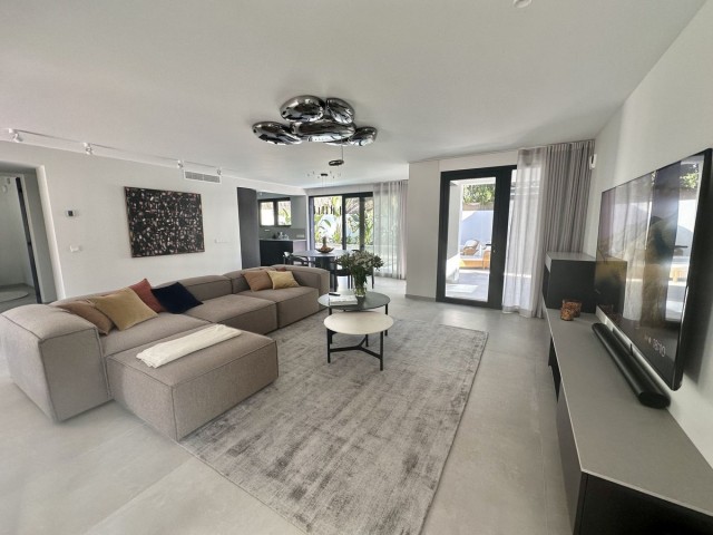 4 Bedrooms Villa in Puerto Banús