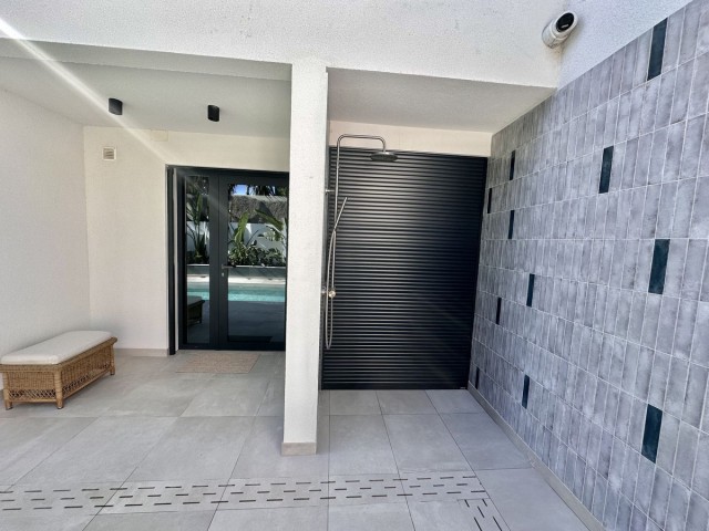 4 Makuuhuoneen Huvila Puerto Banús