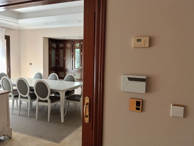 3 Bedrooms Townhouse in Marbella