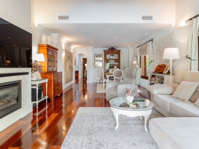 4 Schlafzimmer Villa in Sierrezuela