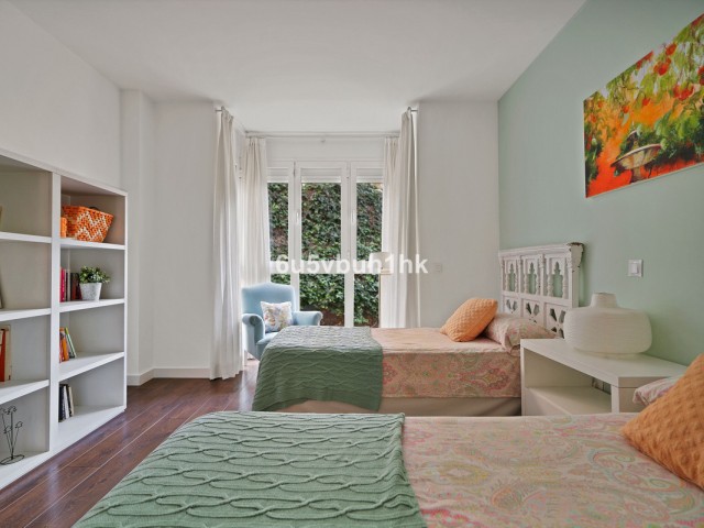 Apartamento con 3 Dormitorios  en Nagüeles