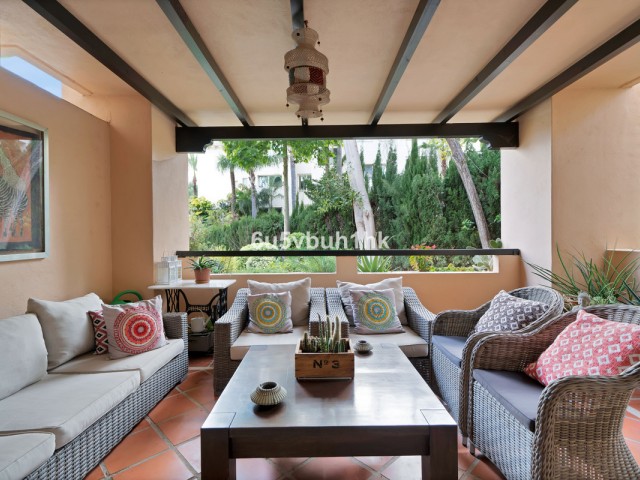 Apartamento, Nagüeles, R5041636