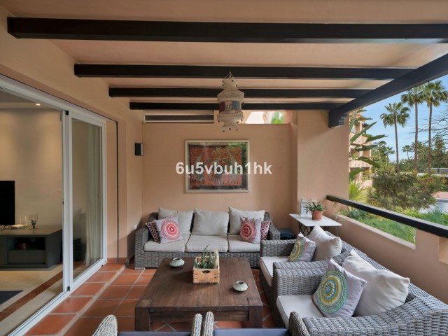 Apartamento, Nagüeles, R5041636