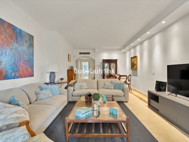 Appartement avec 3 Chambres  à Nagüeles