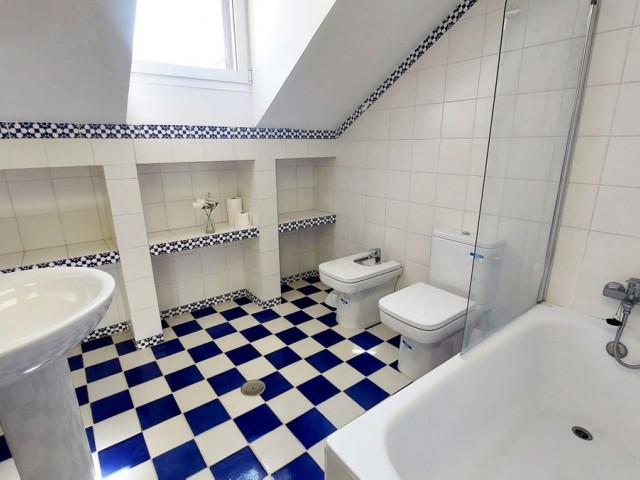 4 Bedrooms Townhouse in Fuengirola