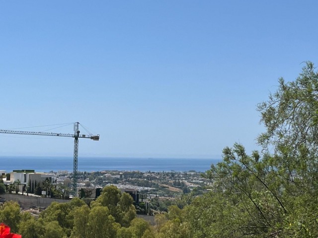 Villa avec 4 Chambres  à Monte Halcones