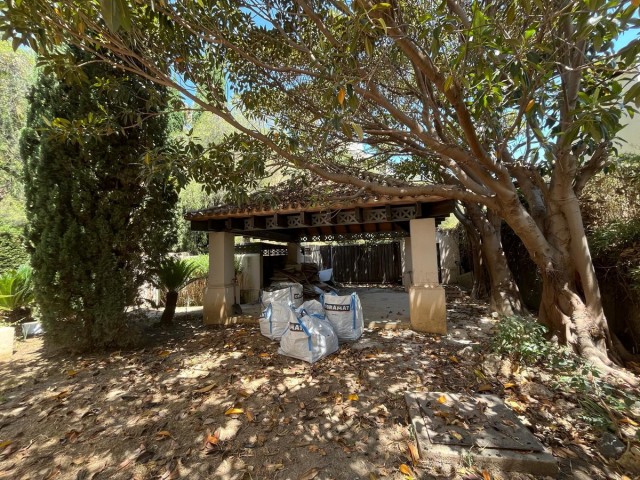 Villa avec 4 Chambres  à Monte Halcones