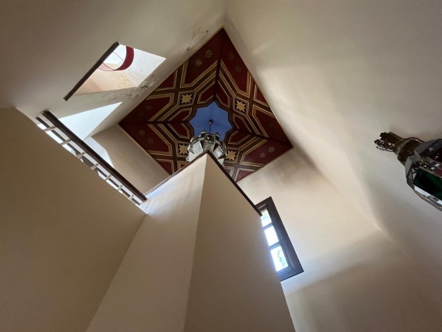 Villa avec 4 Chambres  à Monte Halcones