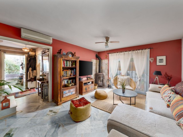 Villa, Nagüeles, R5040226