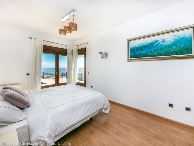 5 Slaapkamer Villa in Benalmadena