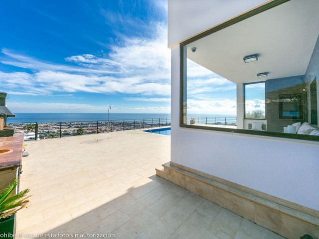 5 Slaapkamer Villa in Benalmadena
