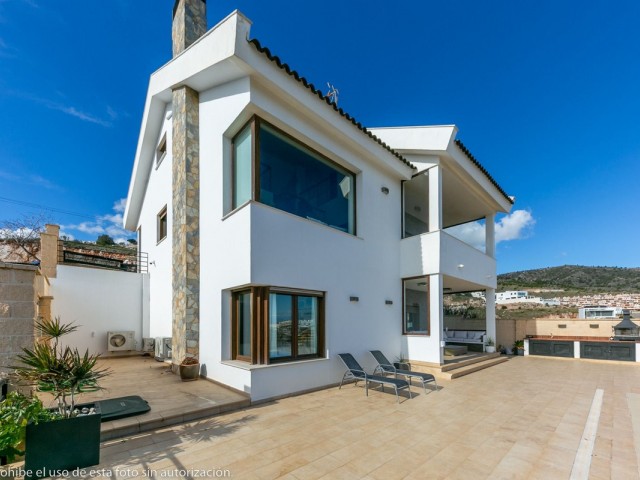 5 Slaapkamer Villa in Benalmadena