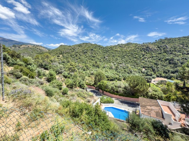 Plot, Benahavis, R5043061