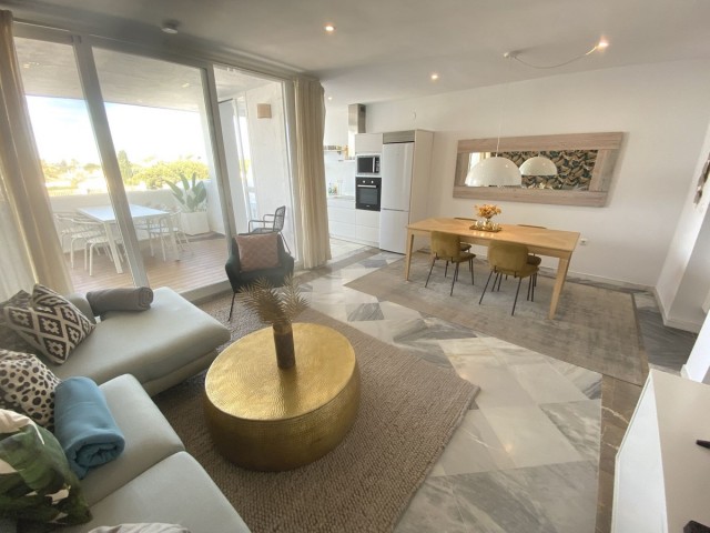 3 Bedrooms Apartment in Nueva Andalucía