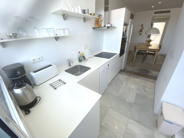 3 Bedrooms Apartment in Nueva Andalucía